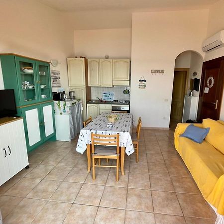Appartamento Fronte Mare Residence Weber La Maddalena  Ngoại thất bức ảnh