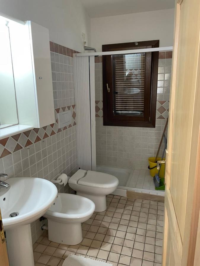 Appartamento Fronte Mare Residence Weber La Maddalena  Ngoại thất bức ảnh